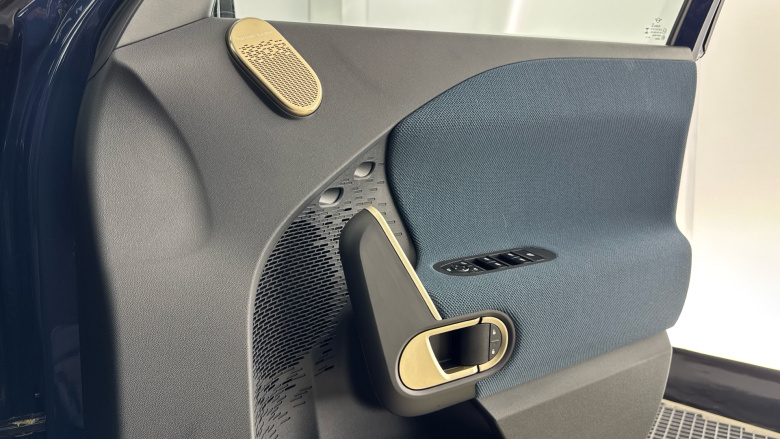 MINI Aceman 135kW E Classic 43kWh 5dr Auto Electric Hatchback